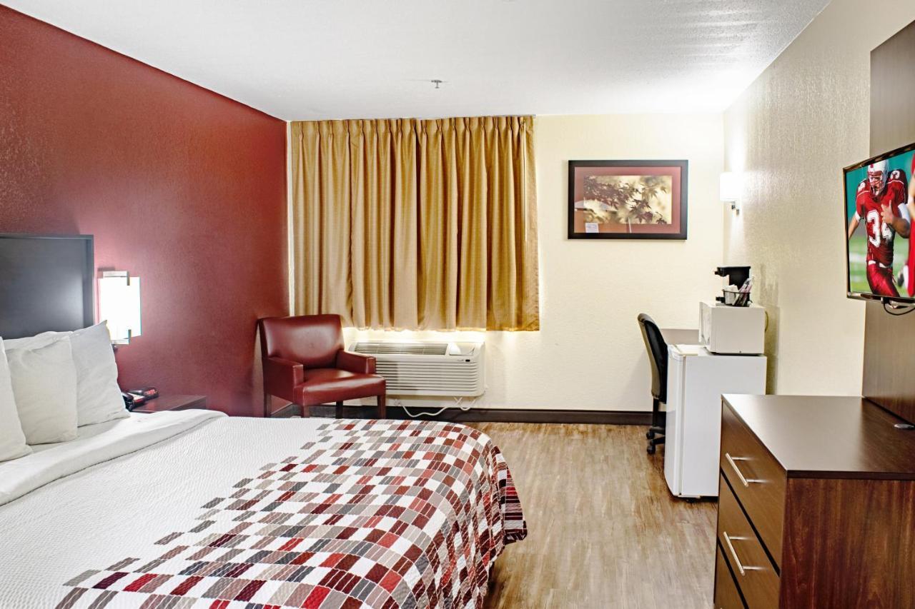 Red Roof Inn & Suites Middletown - Franklin Экстерьер фото